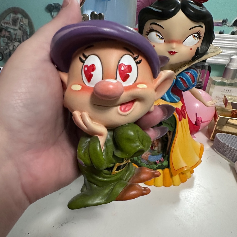 Miss Mindy Doopey figure